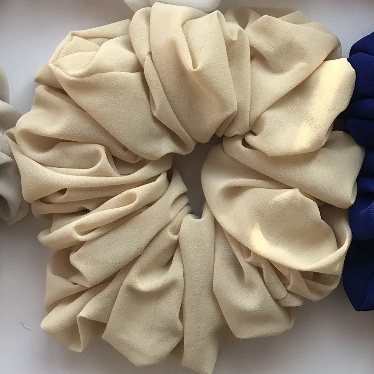 Big Head Bouquet Chiffon Large Intestine Ring Hair Ring
