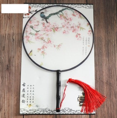 Translucent silk fan