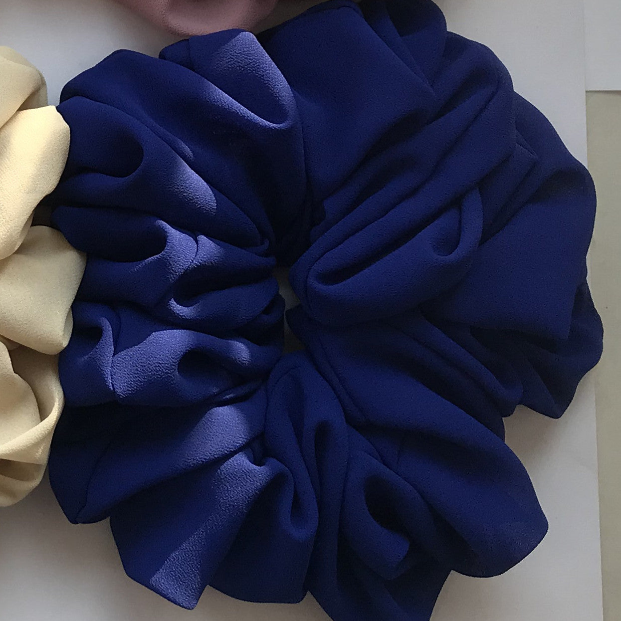 Big Head Bouquet Chiffon Large Intestine Ring Hair Ring