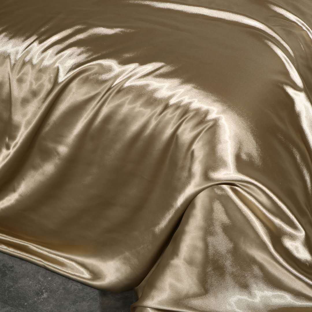 Pure Color Silk Four-piece Silk Bed Sheet Bed Sheet Duvet Cover Ice Silk Nude Sleeping Silky
