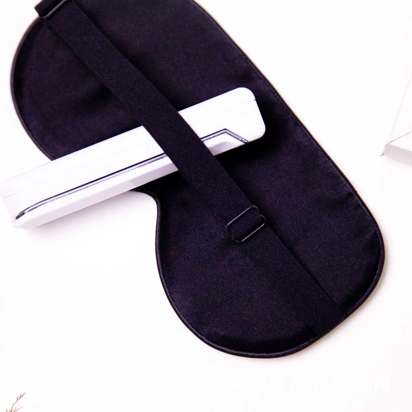 Double-sided black silk goggles