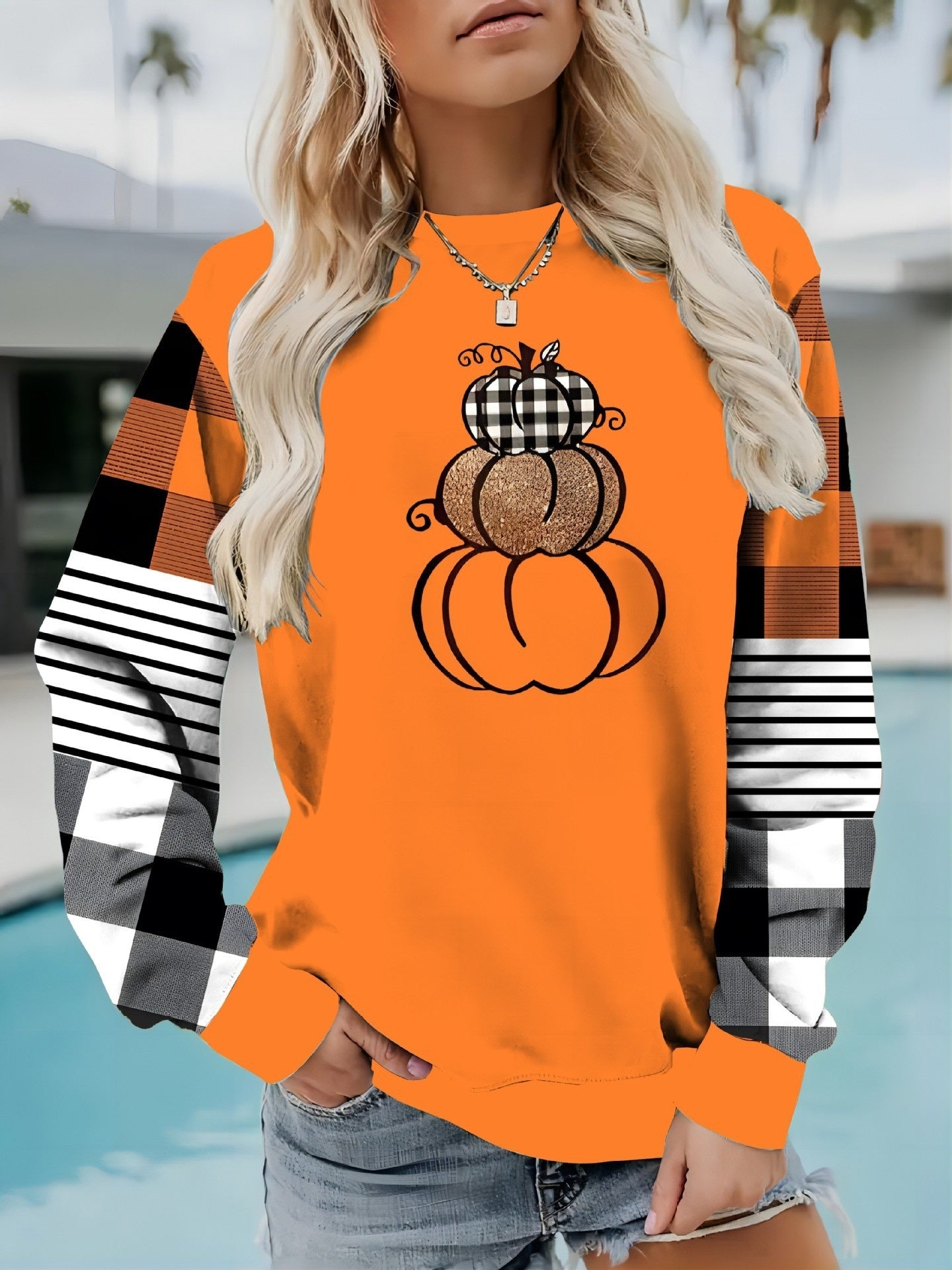 StreetLuxe Hooded Pullover