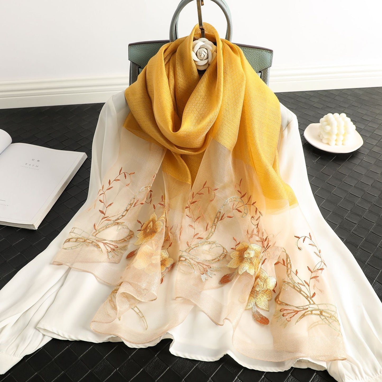 Elegant All-match Peony Silk Wool Embroidered Fashion Scarf
