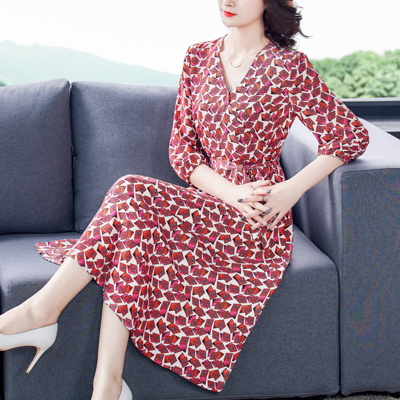 New Vneck Mid-length Slim Silk Floral Dress