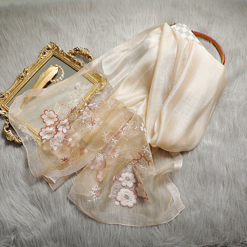 Begonia Embroidery Silk Wool Blended Sunscreen Shawl