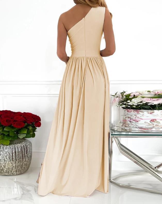 The Solara Éclipse Gown