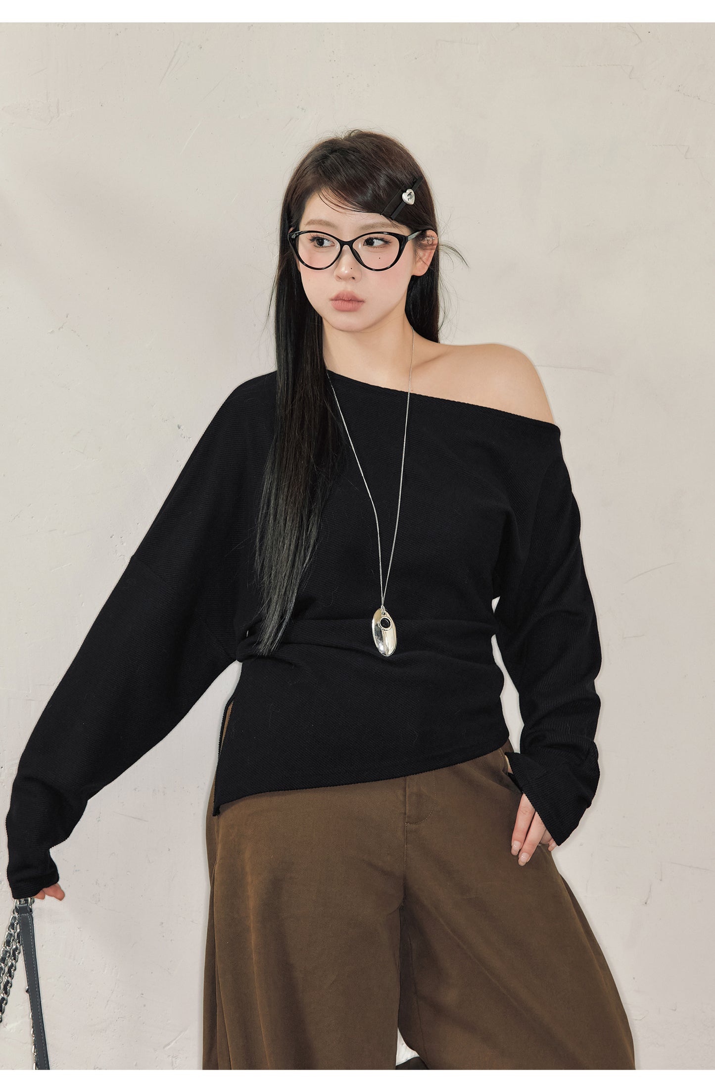 Celestara One-Shoulder Top