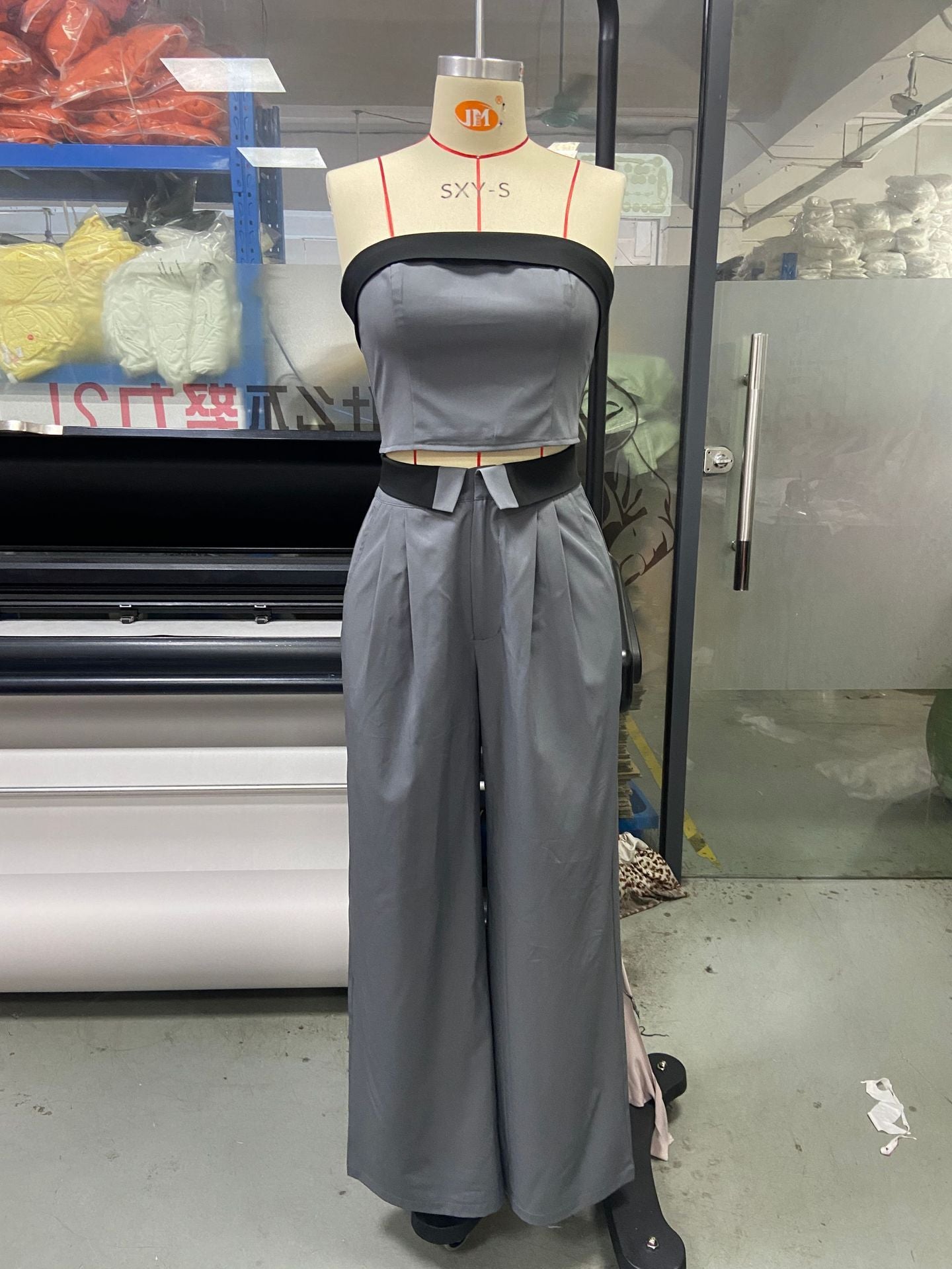 Nuvéra EdgeSet Two-Piece