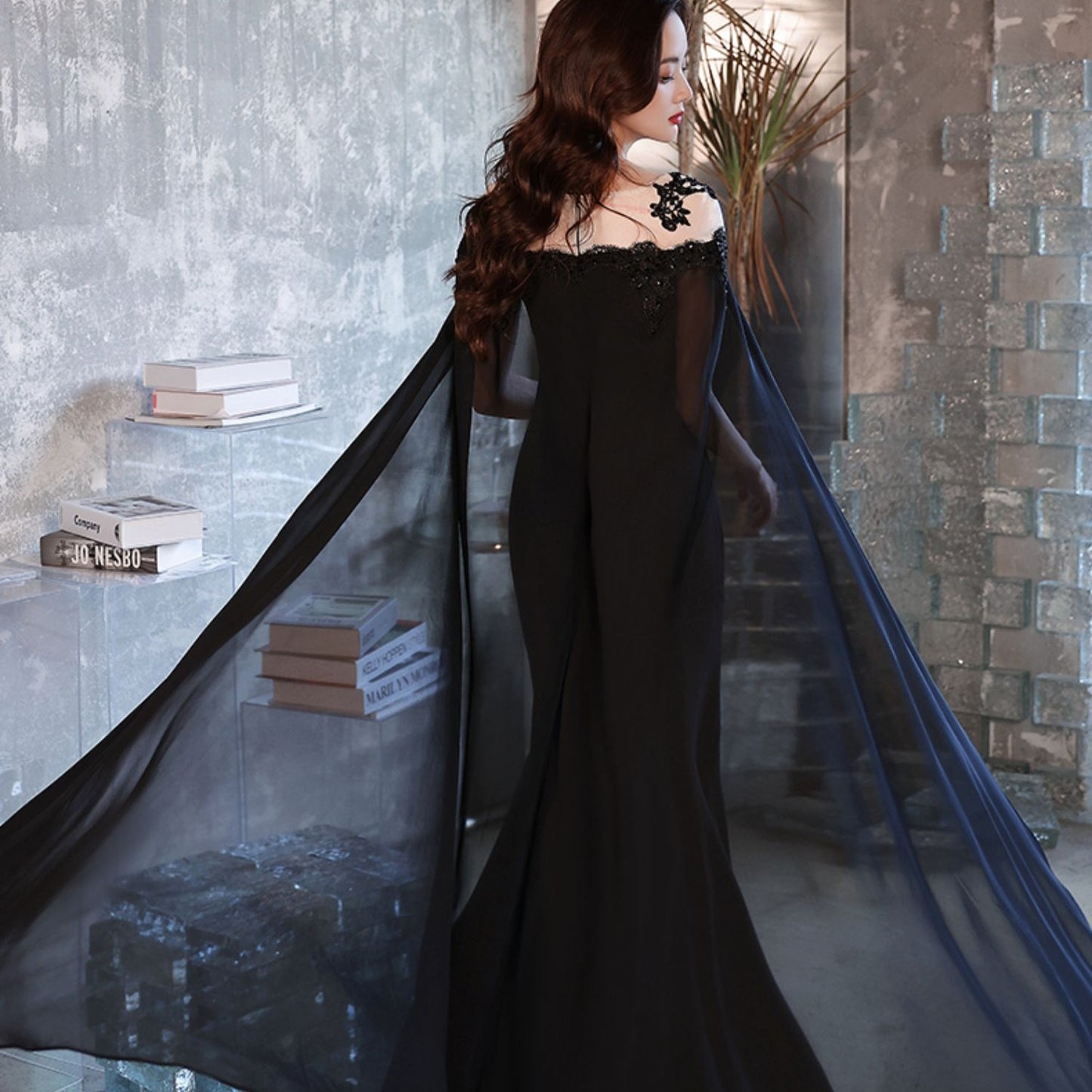 The Noire Élise Gown