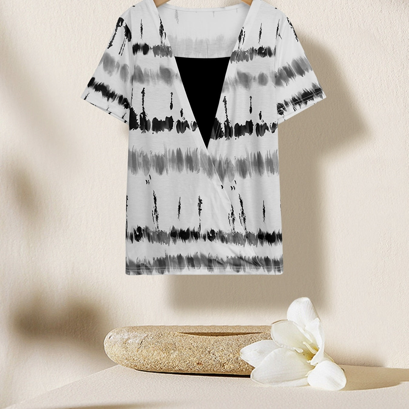 NoirMuse Print Tee