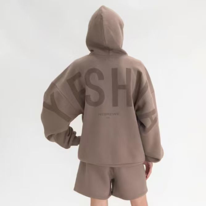 StreetVerse Letter Print Sweatshirt