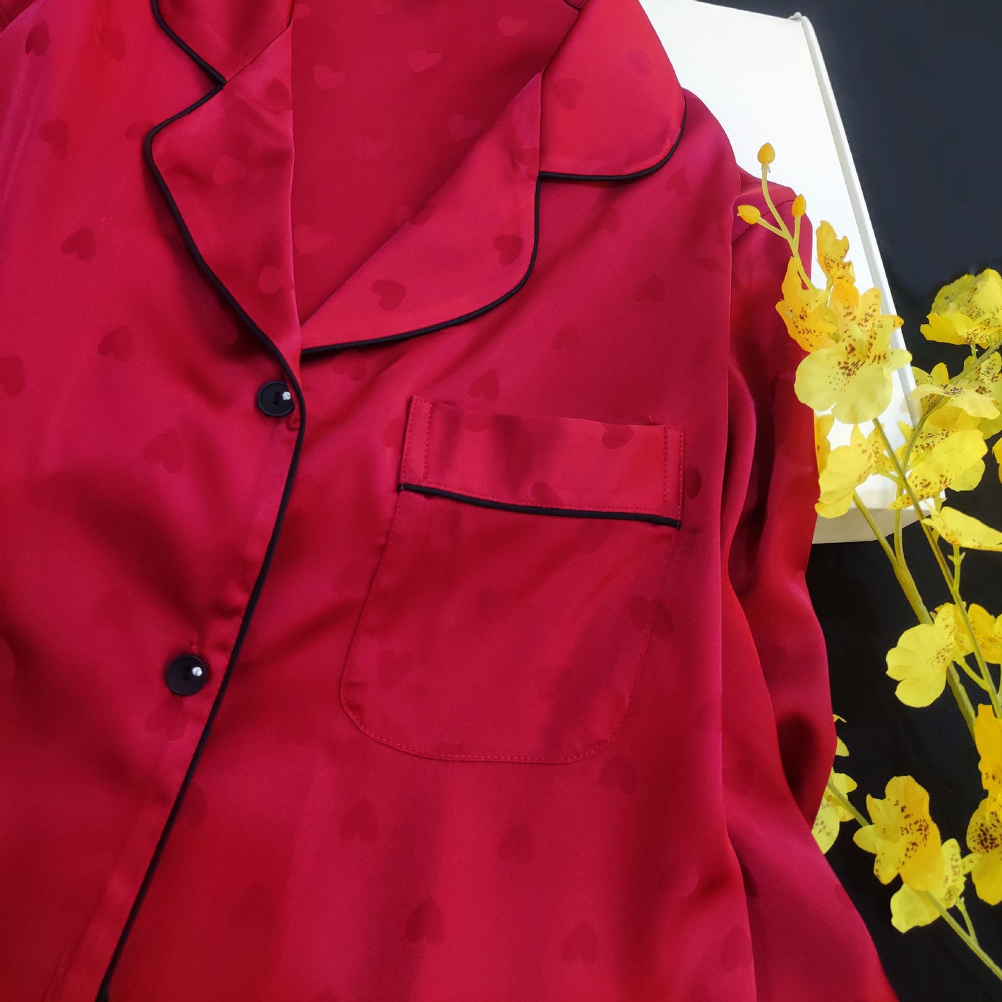 Home Fashion Personalized Silk Pajamas Suit