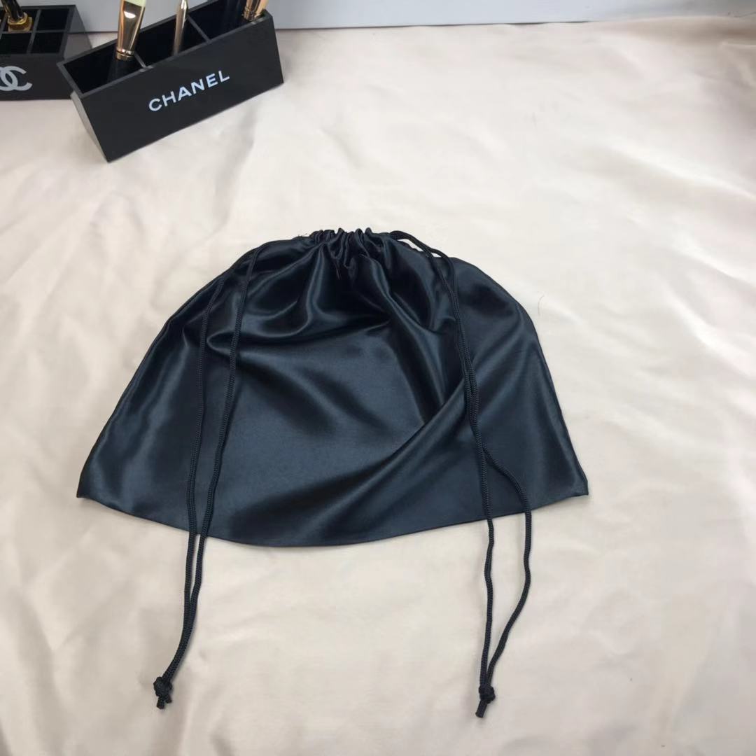 Black Silk Color Tie Pocket With Smooth Storage Bag