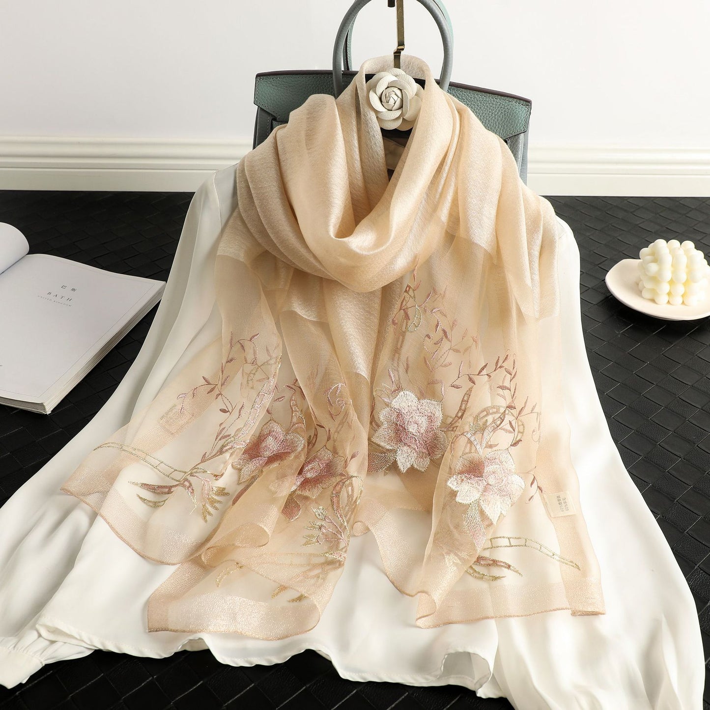 Elegant All-match Peony Silk Wool Embroidered Fashion Scarf