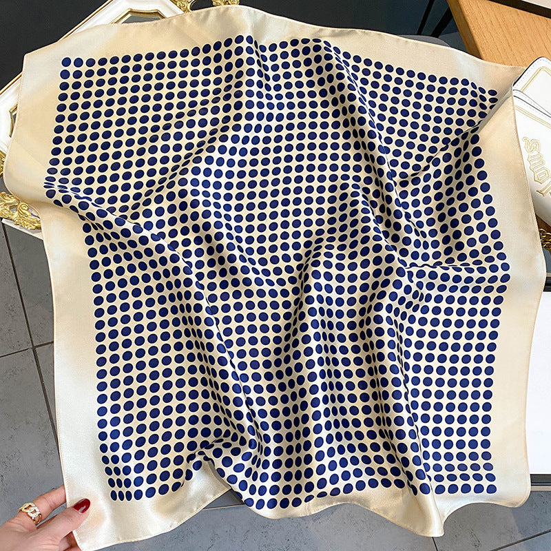 Women's Vintage Print Fashion Silk Square Scarf