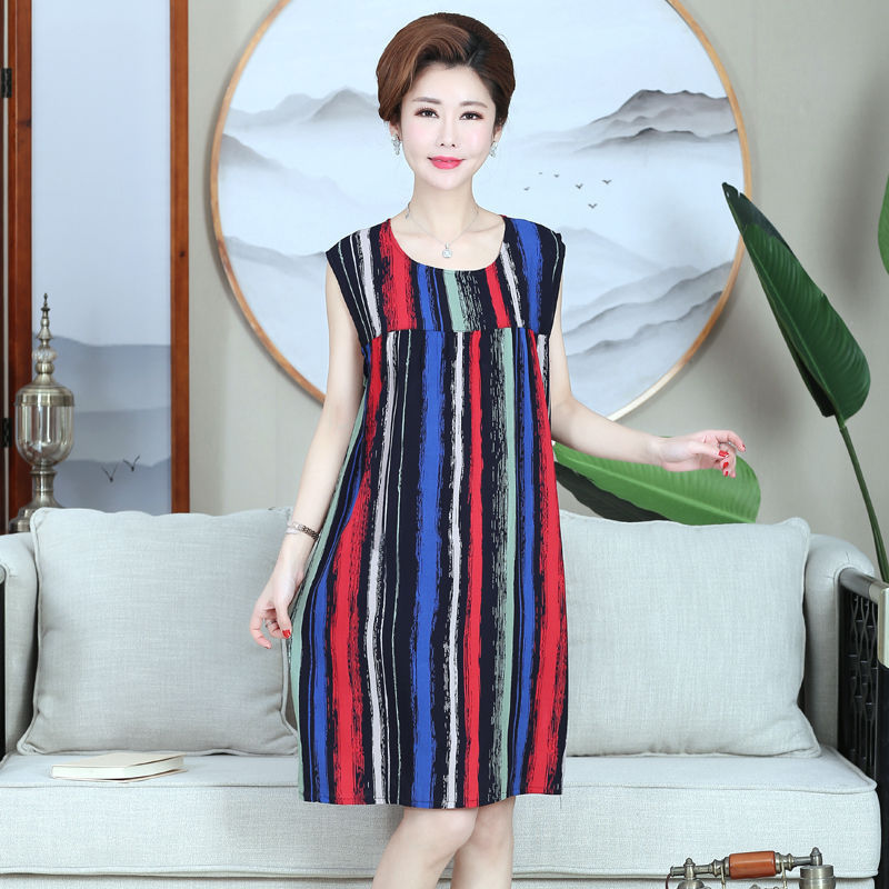Silk nightdress sleeveless and loose