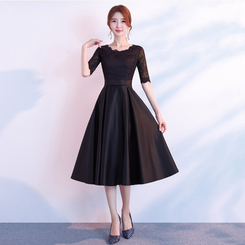 Noir Élan Gown