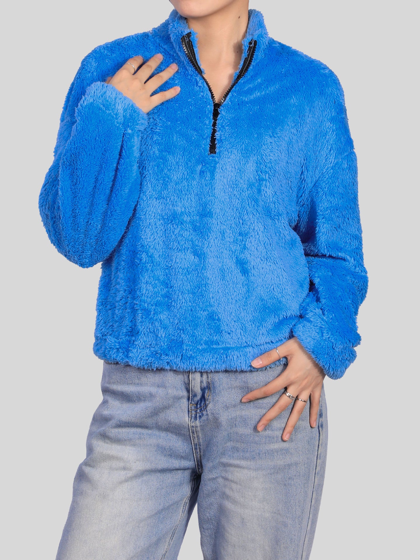 HeatEase™ Zipper Top