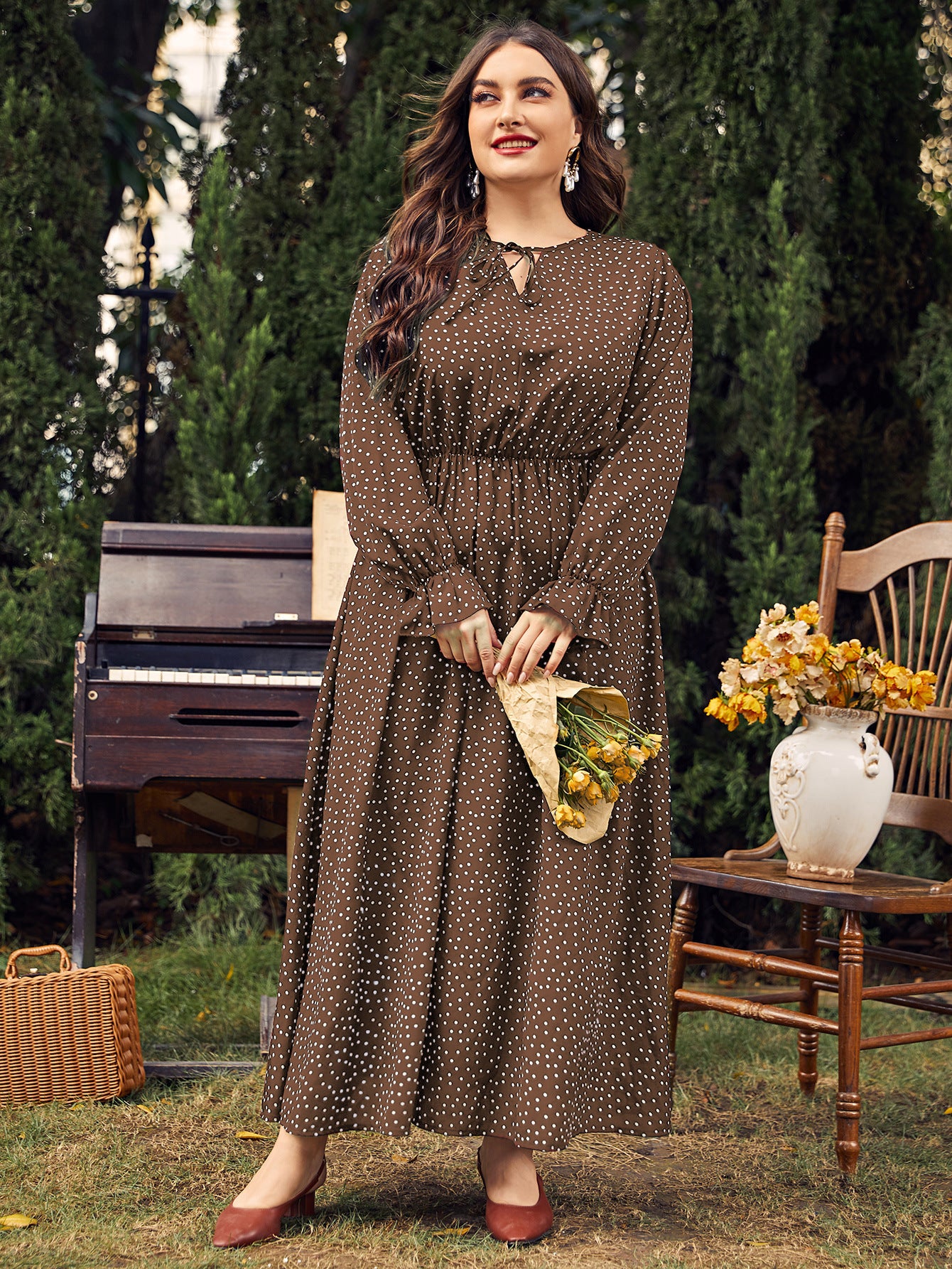 Eleganza Curve Dress