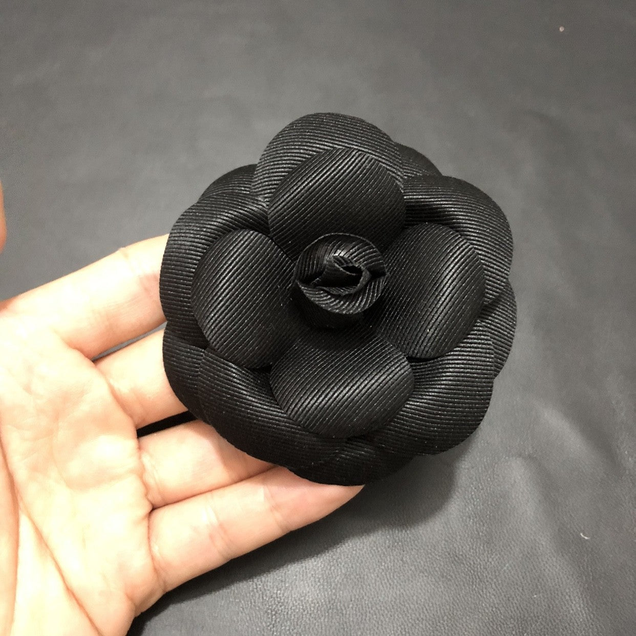 8cm Silk Flower Ornament Plus Brooch Barrettes
