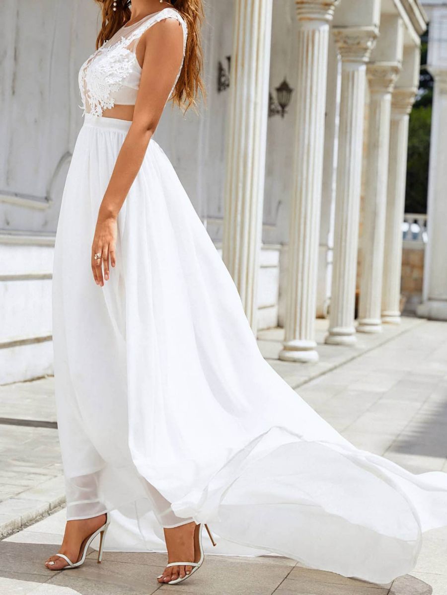 The Elowen Grace Gown