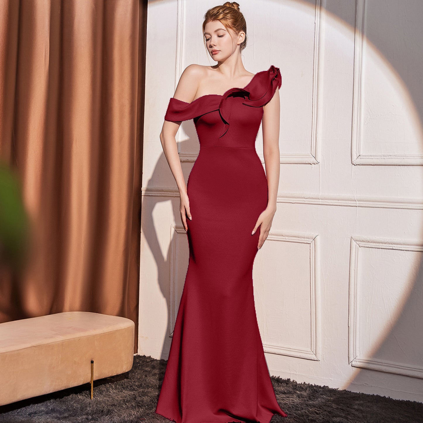 ÉlanVerre One-Shoulder Gown