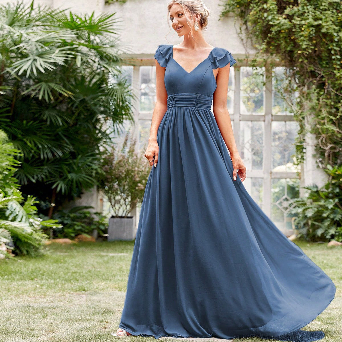 Noctéla Gown