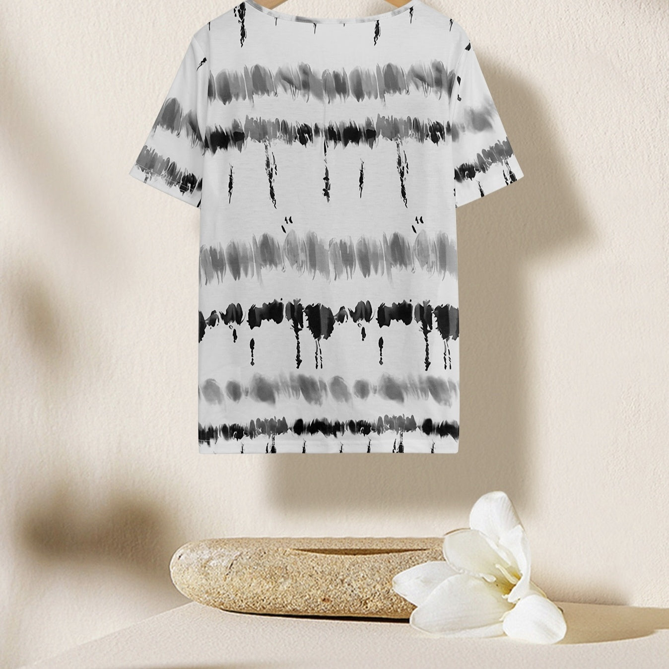 NoirMuse Print Tee