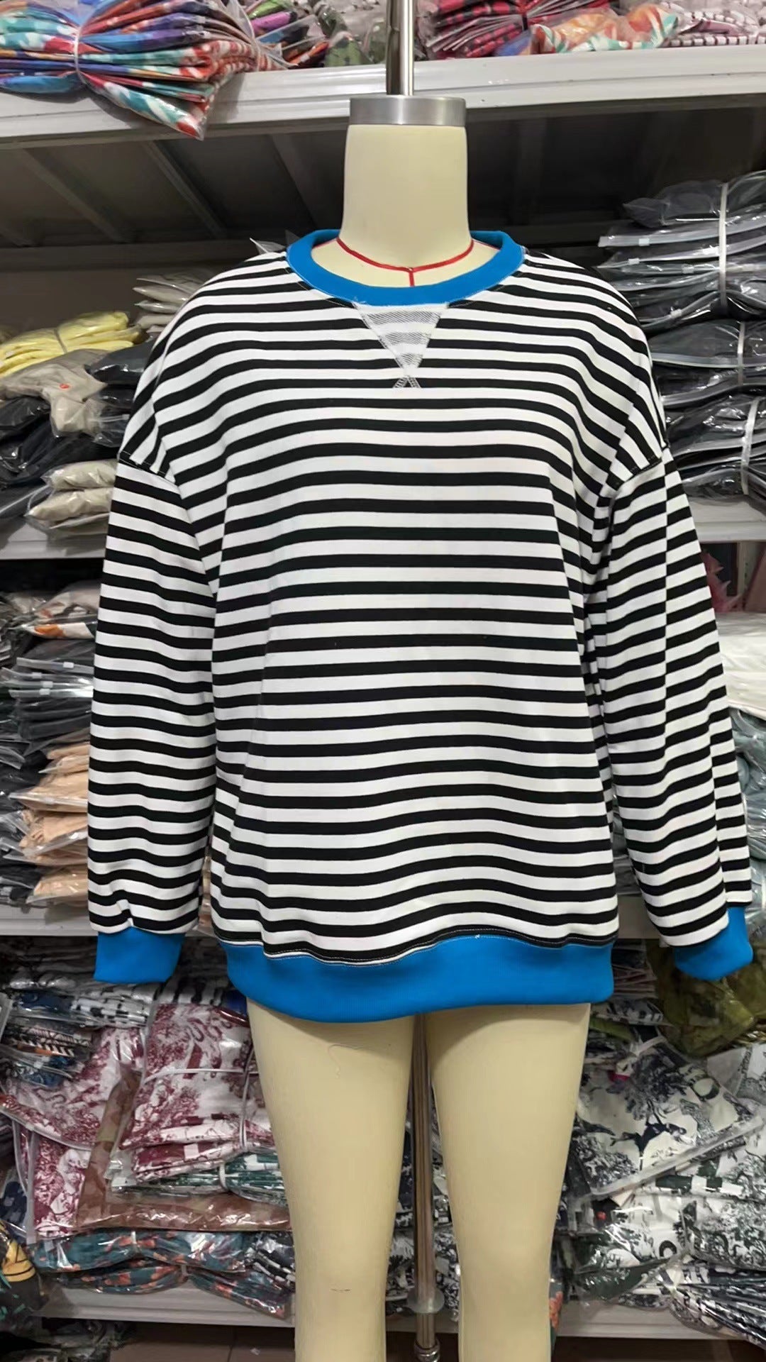 StratoLuxe Harmony Pullover