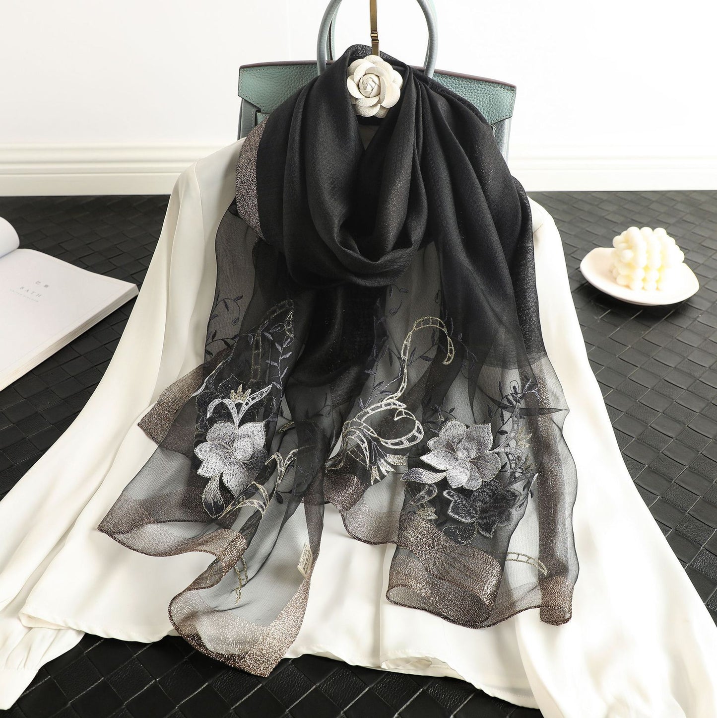Elegant All-match Peony Silk Wool Embroidered Fashion Scarf