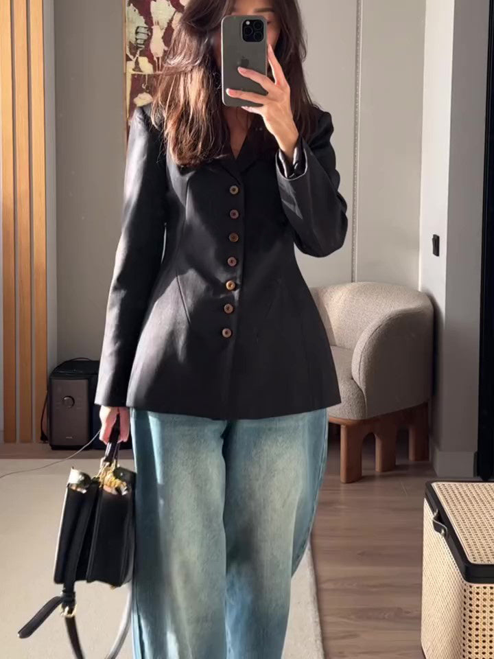 UrbanEase Single-Breasted Blazer