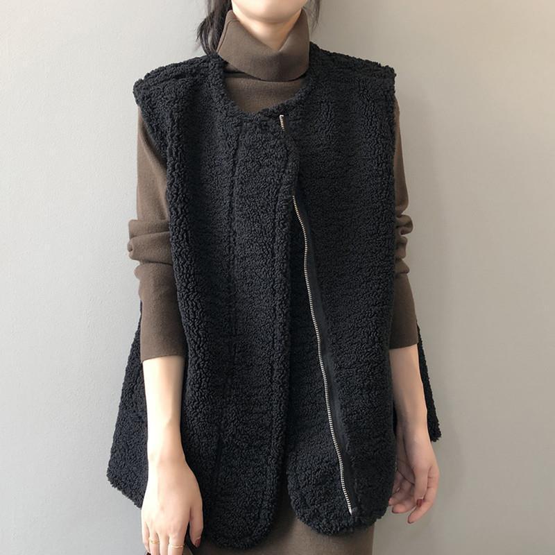 Autumn And Winter Lamb Wool Vest Women