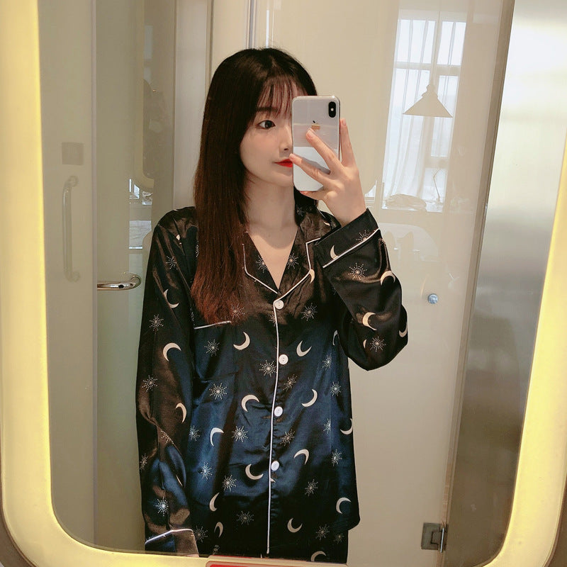 Women's Simulation Silk Long-sleeved Pajamas Suit