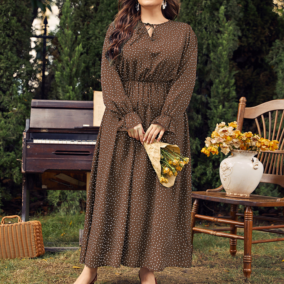Eleganza Curve Dress