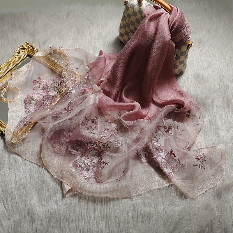 Begonia Embroidery Silk Wool Blended Sunscreen Shawl