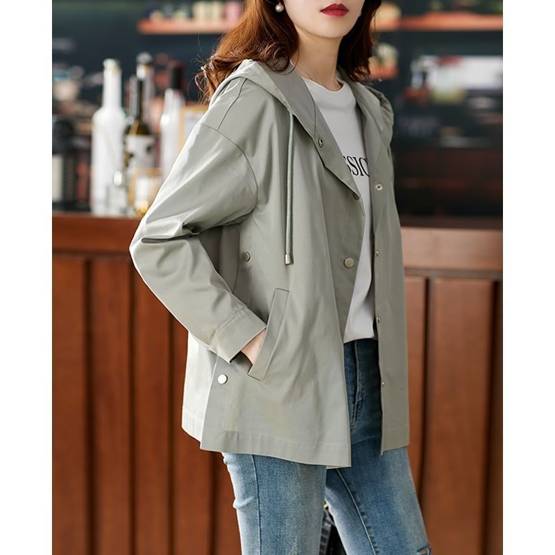 BreezeGuard Hooded Short Jacket
