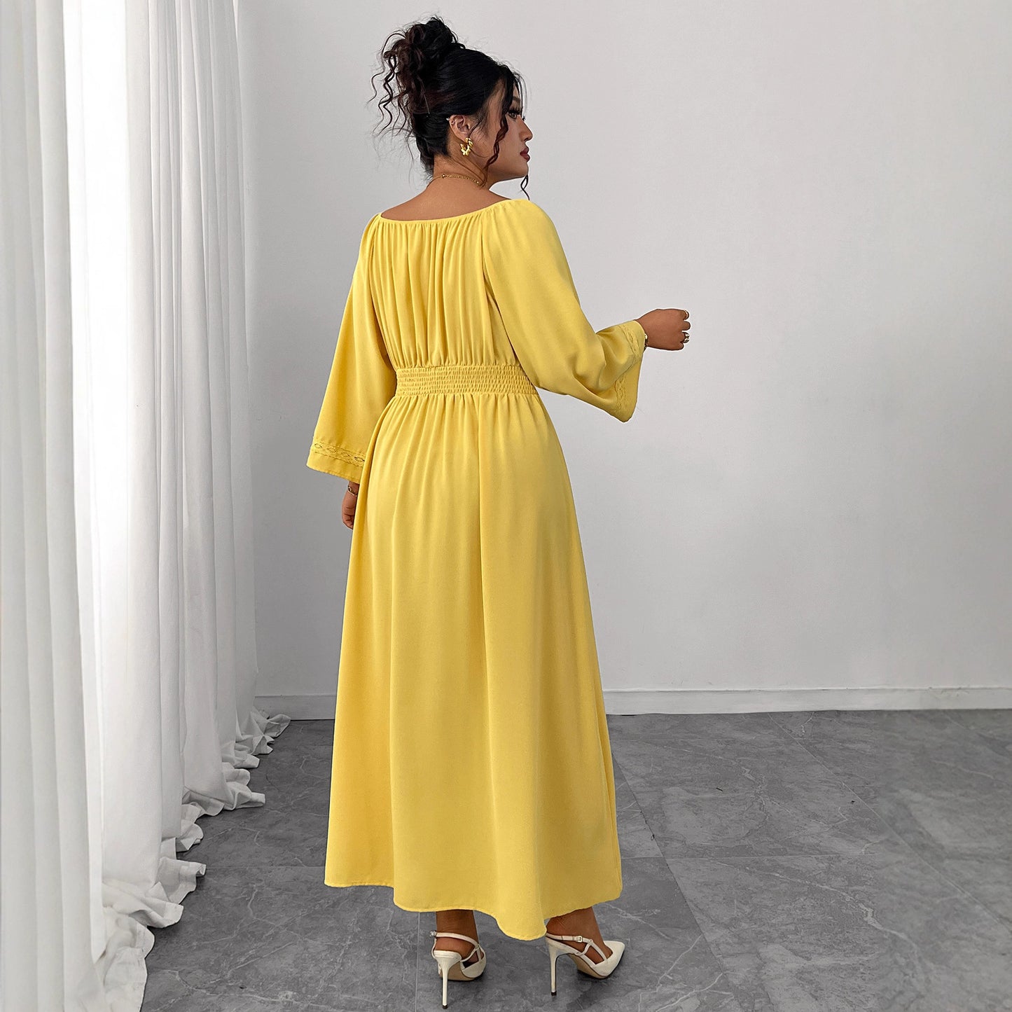 Solaris Elegance Dress