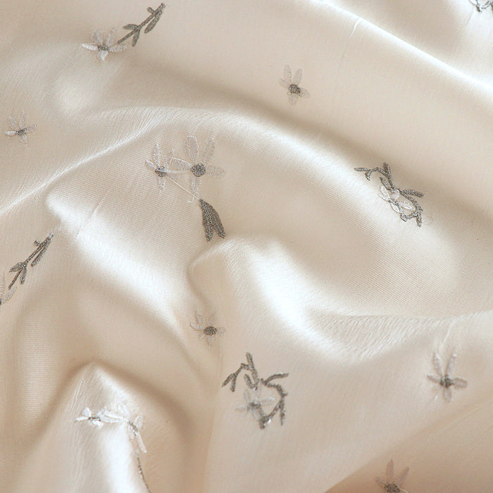 Embroidered Fabric Bright Silk Bark Wrinkled Clothing