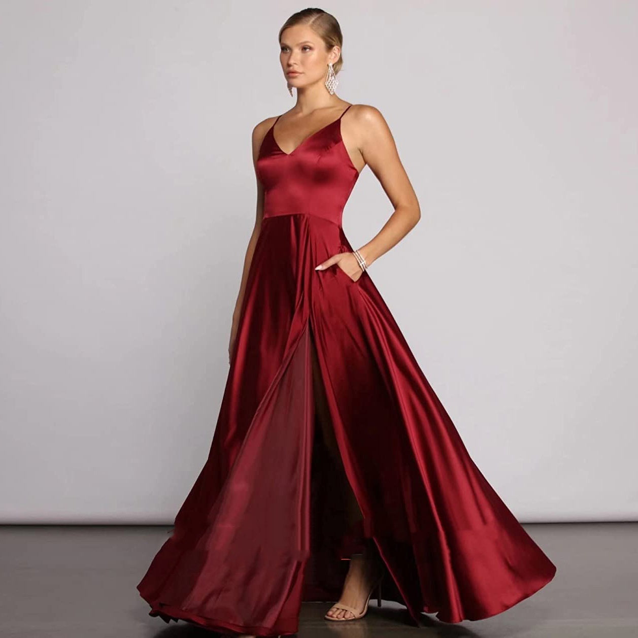 Élan Essence Maxi Dress