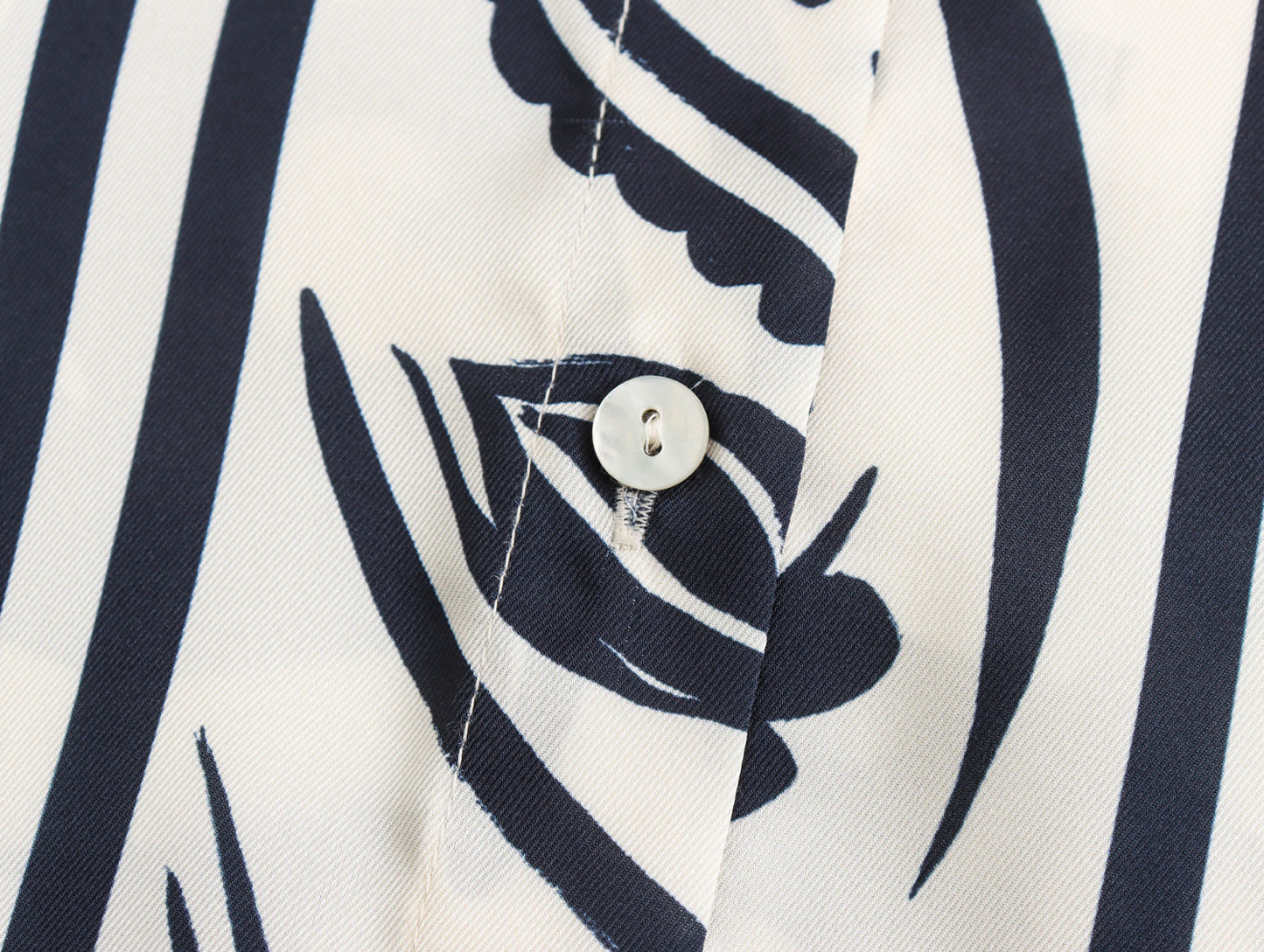 Style Printed Silk Satin Texture Casual Shirt