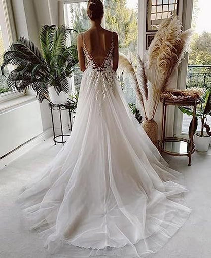 Élan Lace Reverie Gown