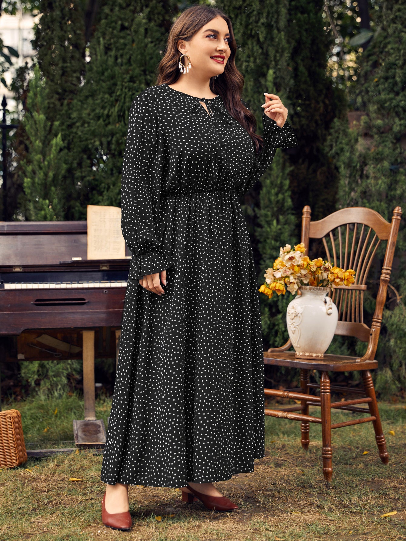 Eleganza Curve Dress