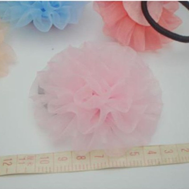 Silk yarn flower hairpin