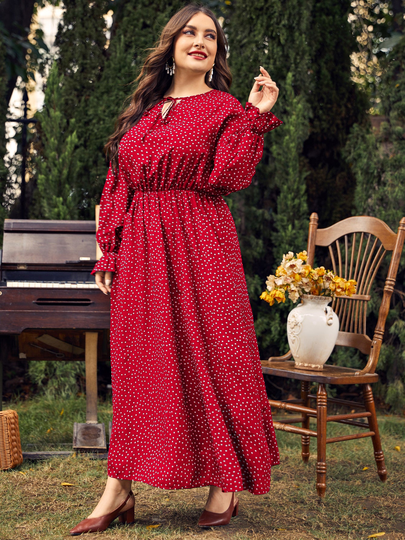 Eleganza Curve Dress