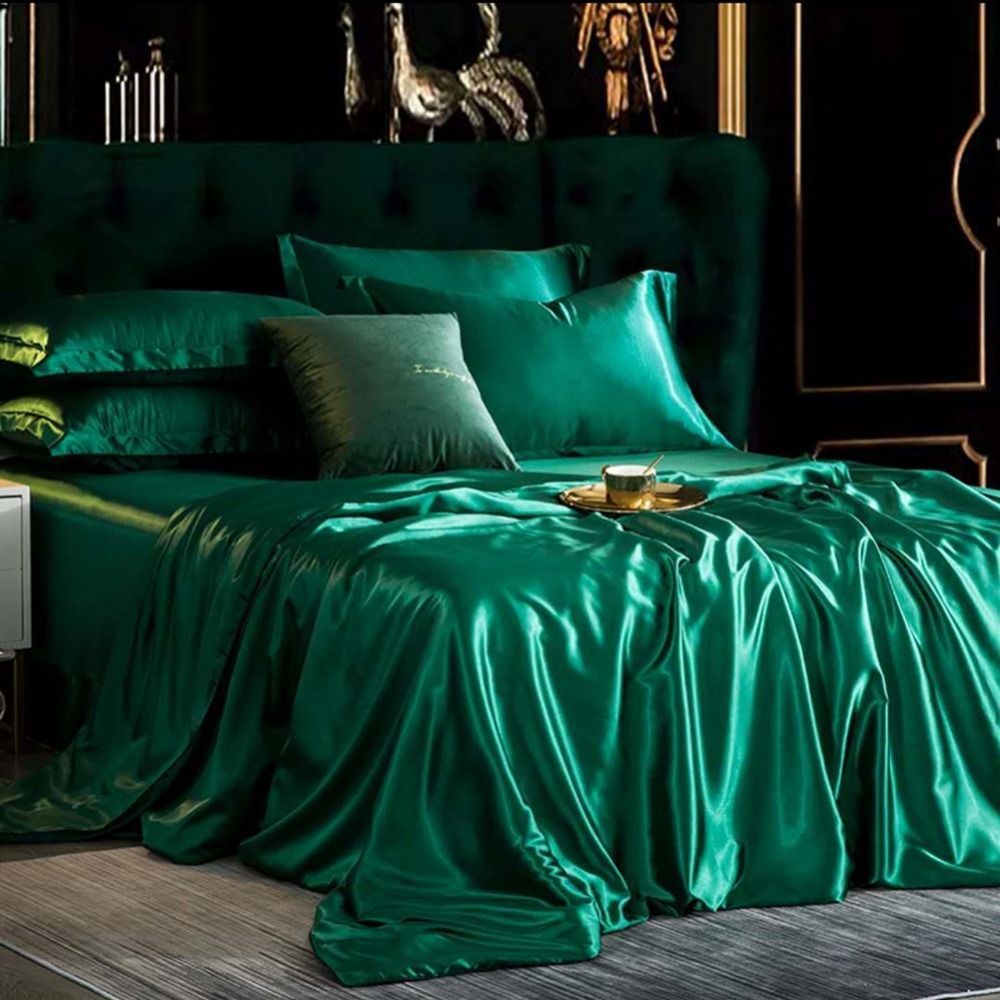 Pure Color Silk Four-piece Silk Bed Sheet Bed Sheet Duvet Cover Ice Silk Nude Sleeping Silky