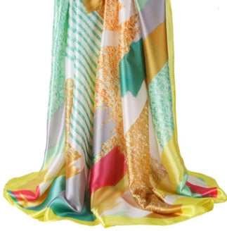 Printed Lady'S Scarf With Silk Satin Line And Colour Block