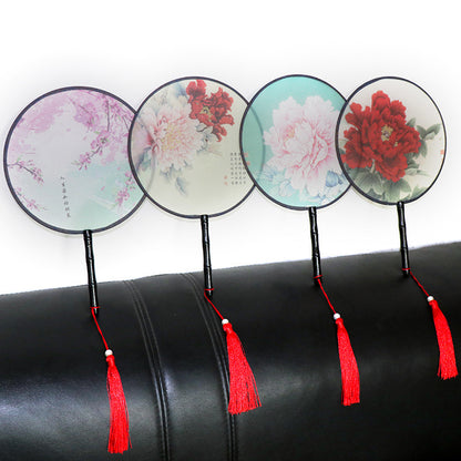 Translucent silk fan