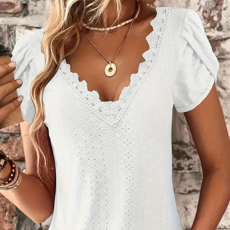 Lacéra Belle V-Neck Blouse