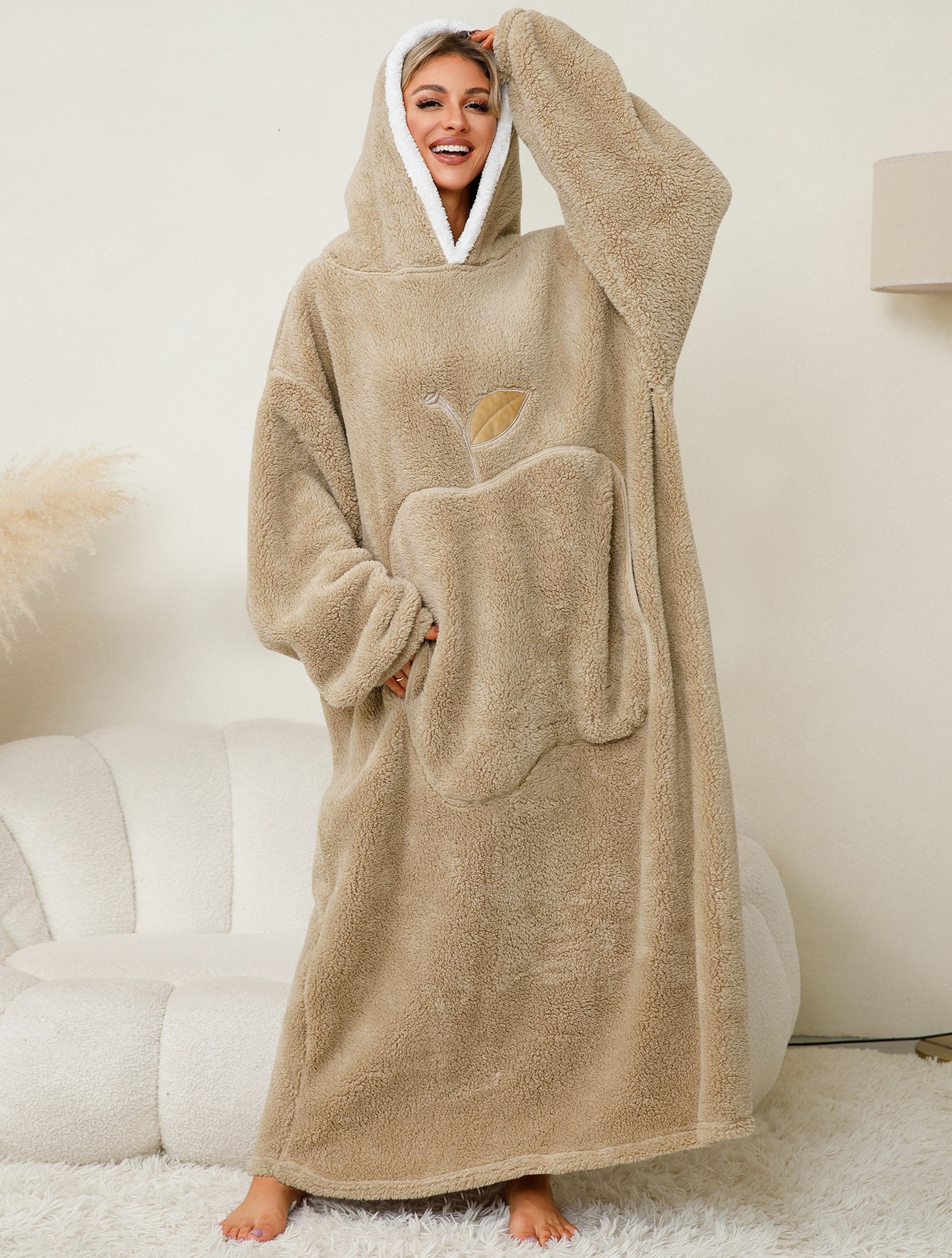 Velvessa Winter Luxe Pullover