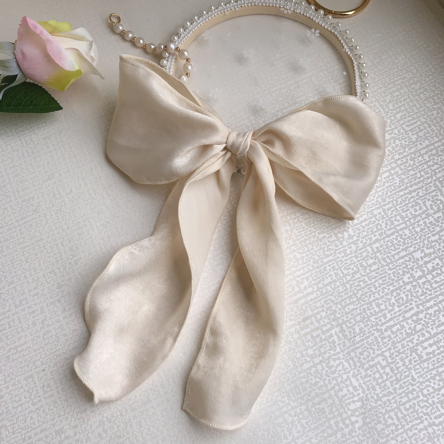 Silk satin oversized bow hair tie